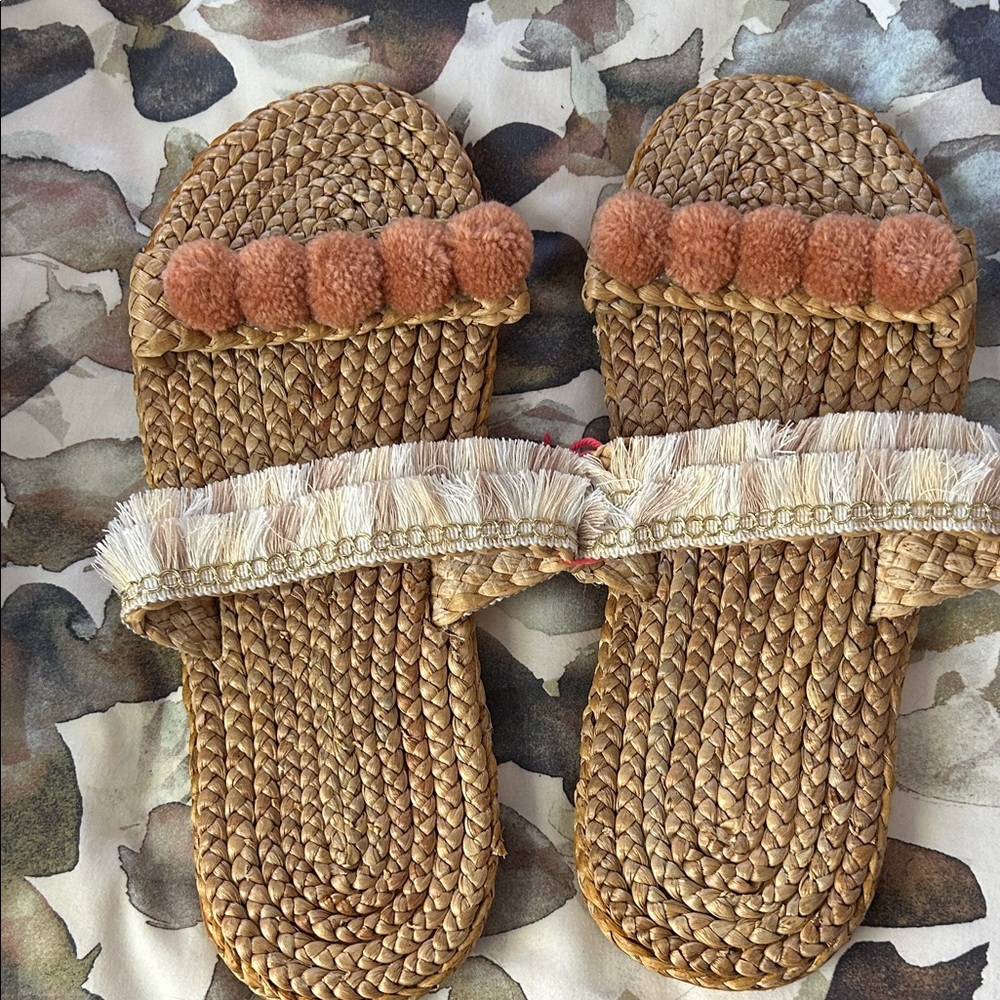 Stylish Tan Woven Sandals